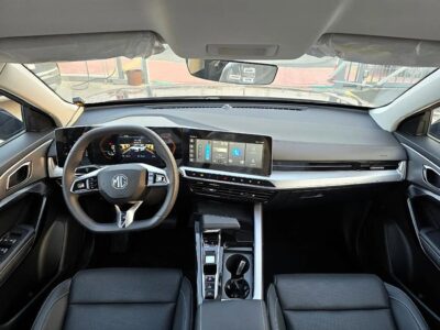 MG One MG One 1.5l COM SUV FWD Grey Black Color 2024