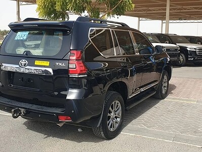 2021 Toyota Prado 2.7L 4WD PETROL FULL OPTION Black Beige