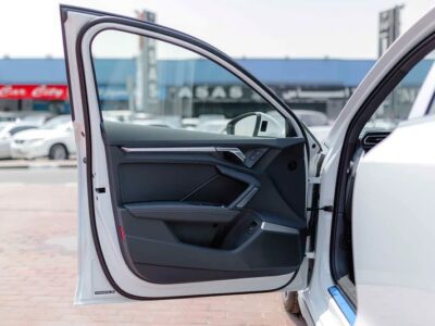 2025 Audi A3 35 TFSI S-Tronic 1.5T TFSI Turbocharged 4 Cylinder White Black