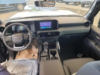 2024 Toyota Prado 2.7 litre 4 Cylinder Engine PETROL BLACK