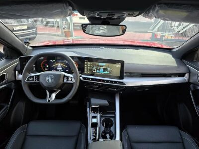 MG One MG One 1.5 LUX SUV FWD 5Doors Red Black Color 2024