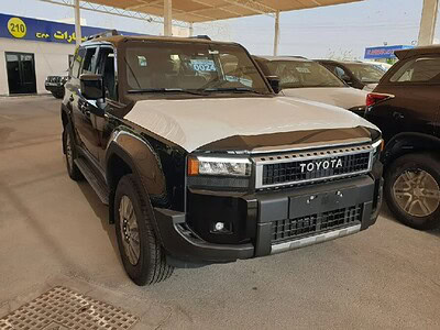 2024 Toyota Prado 2.7 litre 4 Cylinder Engine PETROL BLACK