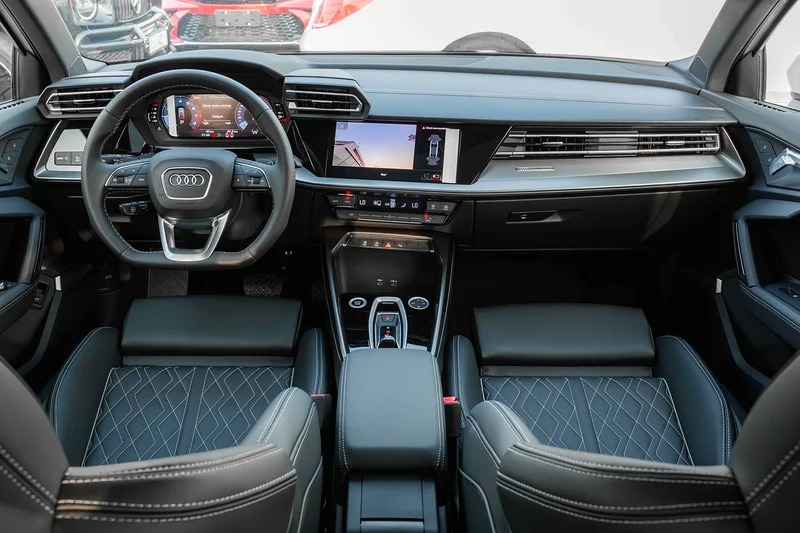 2025 Audi A3 35 TFSI S-Tronic 1.5T TFSI Turbocharged 4 Cylinder White Black