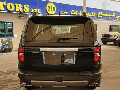 2024 Toyota Prado 2.7 litre 4 Cylinder Engine PETROL BLACK