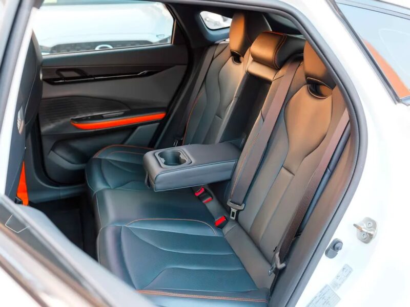 2025 Changan Uni-V Sport 2.0L Full Option White Black