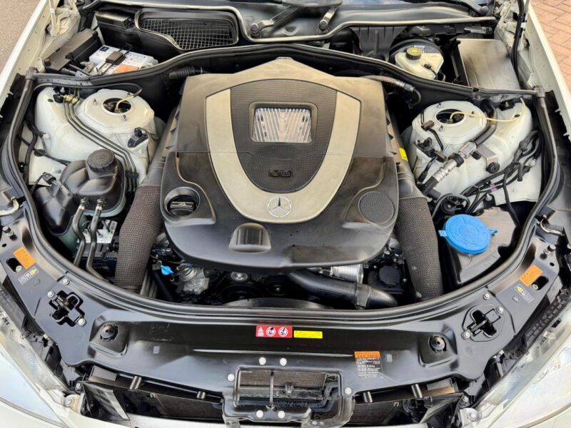2007 Mercedes-Benz S 550 5.5-liter 8 Cylinder V8 Engine White Beige