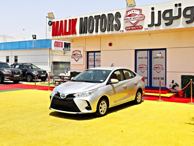 2022 Toyota Yaris S 1.5L ENGINE Clean Title Perfect Condition Silver Beige