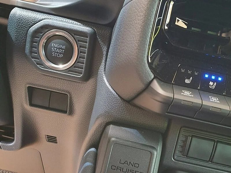 2024 Toyota Prado 2.7 litre 4 Cylinder Engine PETROL BLACK