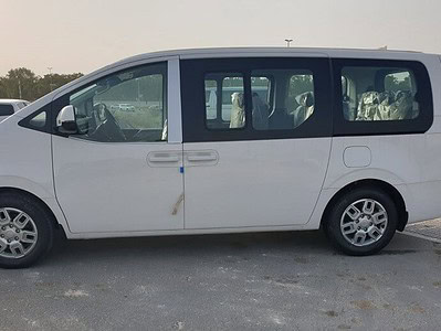 2024 Hyundai Staria 3.5 litre V6 Engine PETROL White Grey