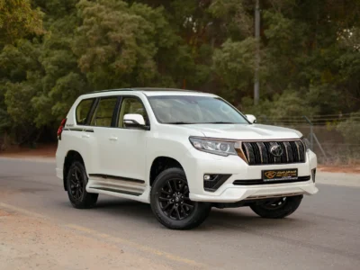 2022 Toyota Prado VXR 6 Cylinder SUV GCC Specs White Beige 4WD