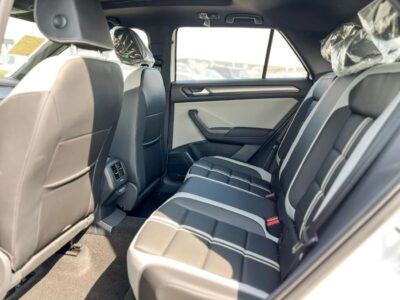 2025 Volkswagen T ROC T ROC 1.5L Black Package TURBOCHARGED White Black