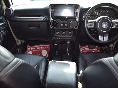 2018 Jeep Wrangler 3.6 litre 6 Cylinder Engine Petrol Beige Black