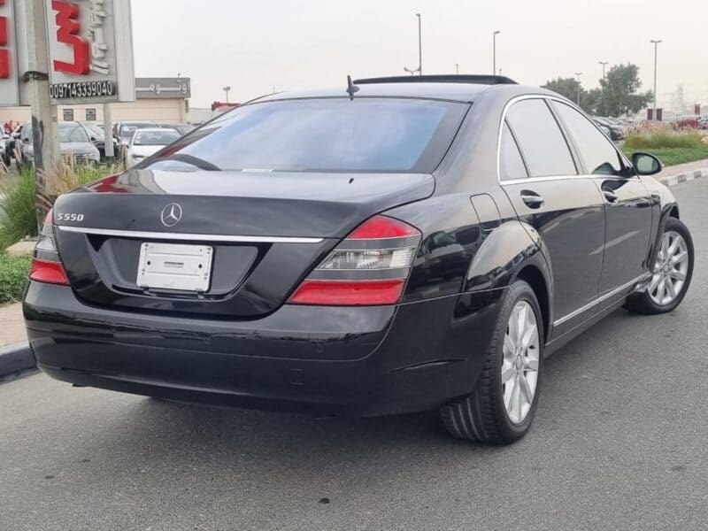 2007 BLACK Mercedes-Benz S 550 5.5 Liters 8 Cylinders V8 Engine