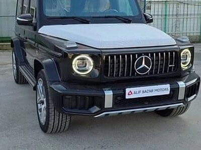 2025 Mercedes-Benz G 63 AMG 8 cylinder 4.0 Biturbo Black Brown