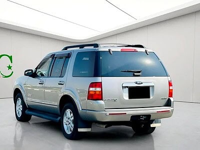 2008 Ford Explorer XLT Ford Explorer XLT Neat and Clean Car Gold Beige