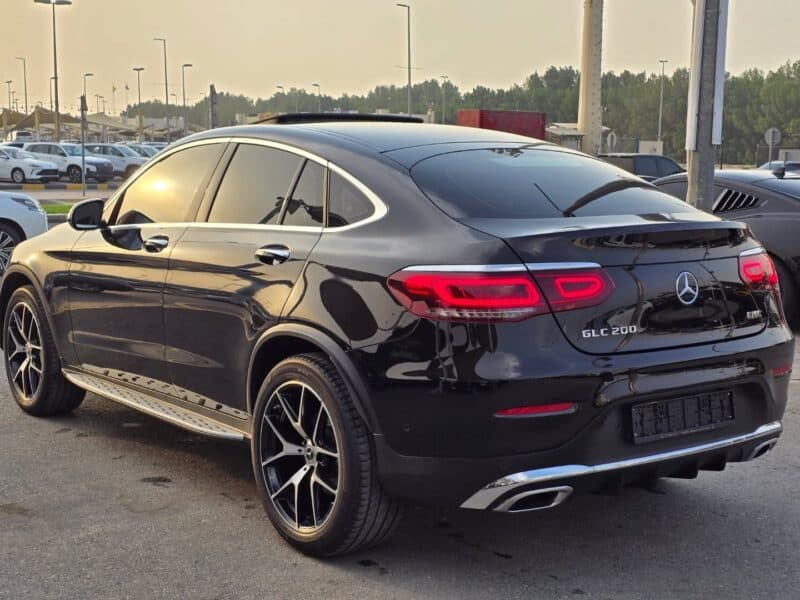 2021 Mercedes-Benz GLC 200 2.0-litre turbocharged4 Engine Black Red