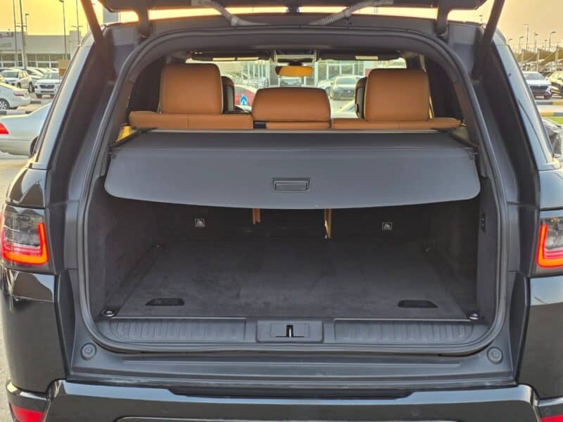 2019 Land Rover Range Rover Sport V8 Supercharged 5.0 litres V8 Engine Black Tan