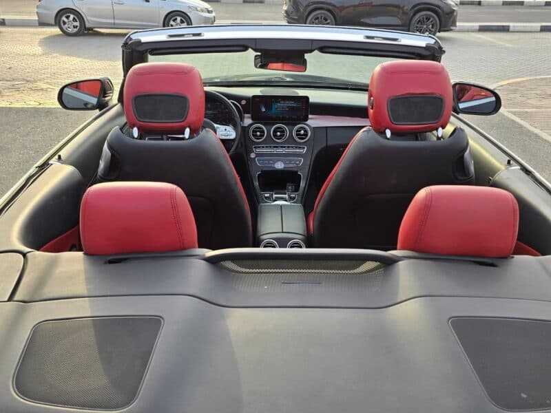 2019 Mercedes-Benz C300 Convertible 2.0 litres 4 cylinders Engine Black Red