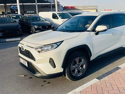 2023 Toyota RAV 4 2.5L 2WD EX Petrol White Beige GCC Specs
