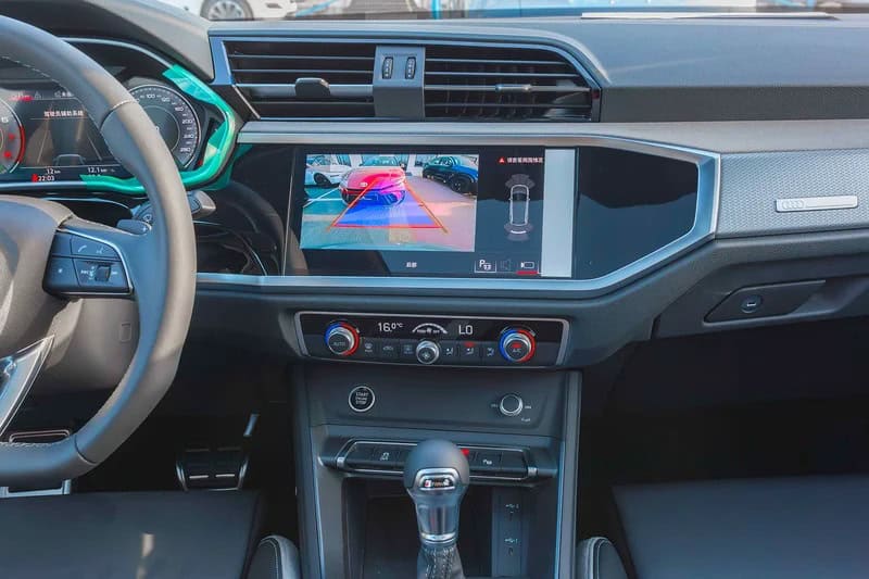 2025 Audi Q3 35 TFSI S-Line 1.5 Turbo TFSI 4 Cylinder Grey Black