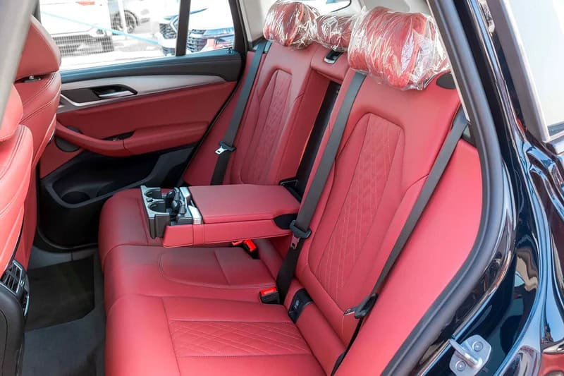 2025 BMW iX3 MSport Electric 80 - 90 kWh 450 - 550 KM Black Red