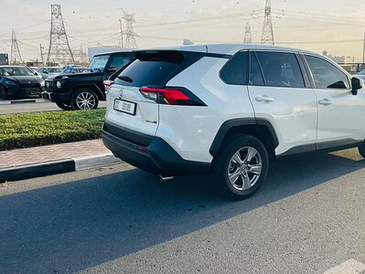 2023 Toyota RAV 4 2.5L 2WD EX Petrol White Beige GCC Specs