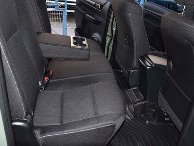 2021 Toyota Hilux S GLX 2.8L 4 Cylinder Engine AWD AT Diesel Green Black