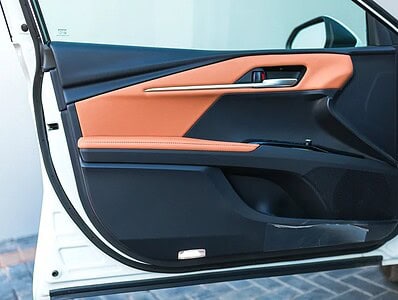 2024 Toyota Camry GLX Hybrid Sedan White Tan