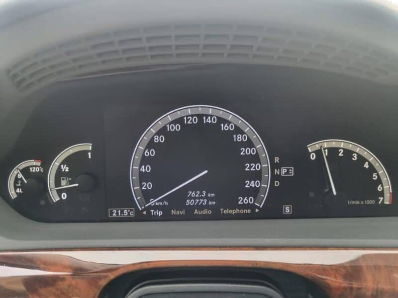 2007 BLACK Mercedes-Benz S 550 5.5 Liters 8 Cylinders V8 Engine