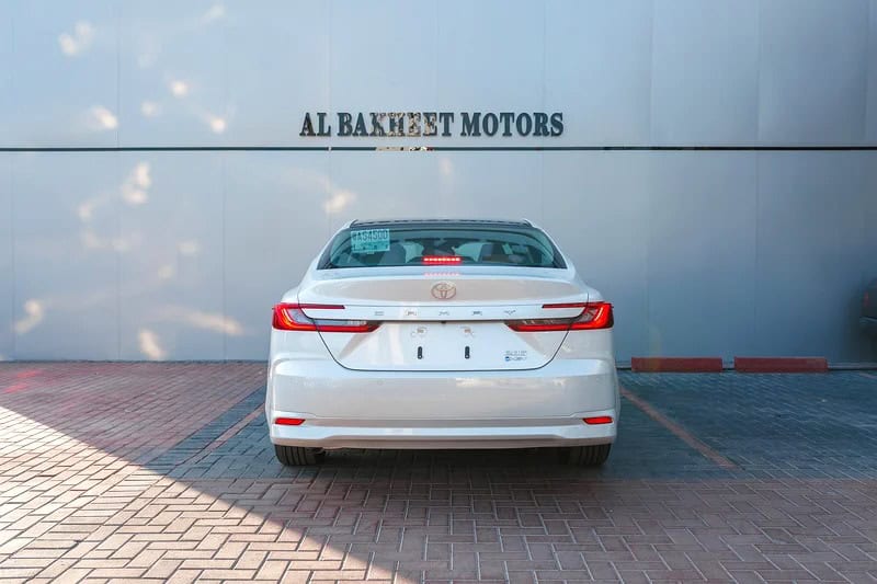 2024 Toyota Camry GLX Hybrid Sedan White Tan