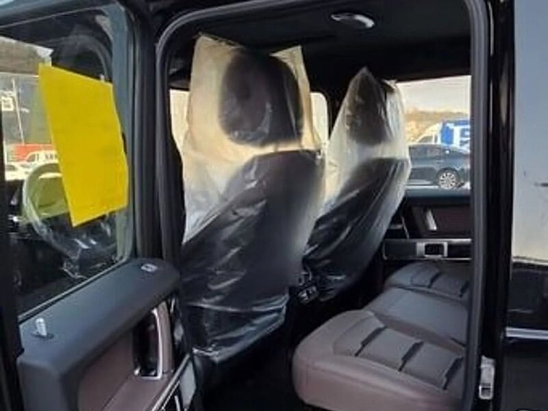 2025 Mercedes-Benz G 63 AMG 8 cylinder 4.0 Biturbo Black Brown