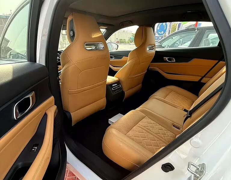 2025 Changan UNI-K Platinum 2.0L Turbo AWD Petrol White Tan