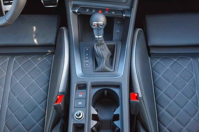 2025 Audi Q3 35 TFSI S-Line 1.5 Turbo TFSI 4 Cylinder Grey Black