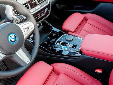 2025 BMW iX3 MSport Electric 80 - 90 kWh 450 - 550 KM Black Red