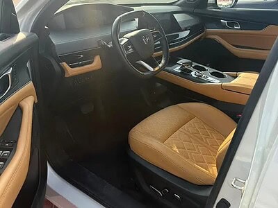 2025 Changan UNI-K Platinum 2.0L Turbo AWD Petrol White Tan