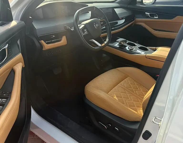 2025 Changan UNI-K Platinum 2.0L Turbo AWD Petrol White Tan
