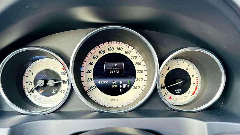 2014 Mercedes-Benz E-Class E 350 AMG Body Kit CLEAN CAR Red Black