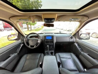 2010 Ford Explorer XLT 6 Cylinder Engine Neat & Clean Car Black