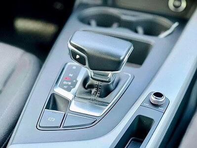 2021 Audi A4 40 TFSI 4 Cylinder Engine SUPER CLEAN CAR Grey Black