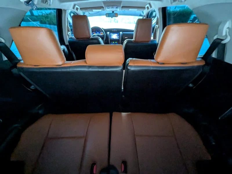 2020 Toyota Fortuner EXR 4X4 V4 2.7L GCC EXCELLENT CONDITION Black Brown