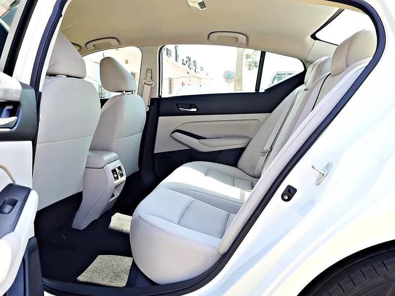 2022 Nissan Altima S 4 Cylinder Engine White Beige