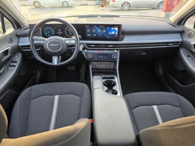 2024 Hyundai Sonata 2.5L Inline-4 Cylinder Engine White Black