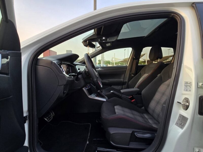 2022 Volkswagen Polo GTI 2.0 liters 4 Cylinders White Black