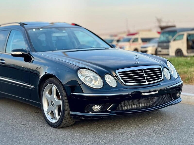 2005 Mercedes-Benz E 320 3.2 Liters V6 Engine Black