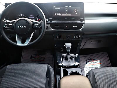 2023 Kia Seltos EX Full Option Neat and Clean Exterior White Black