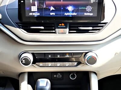 2022 Nissan Altima S 4 Cylinder Engine White Beige