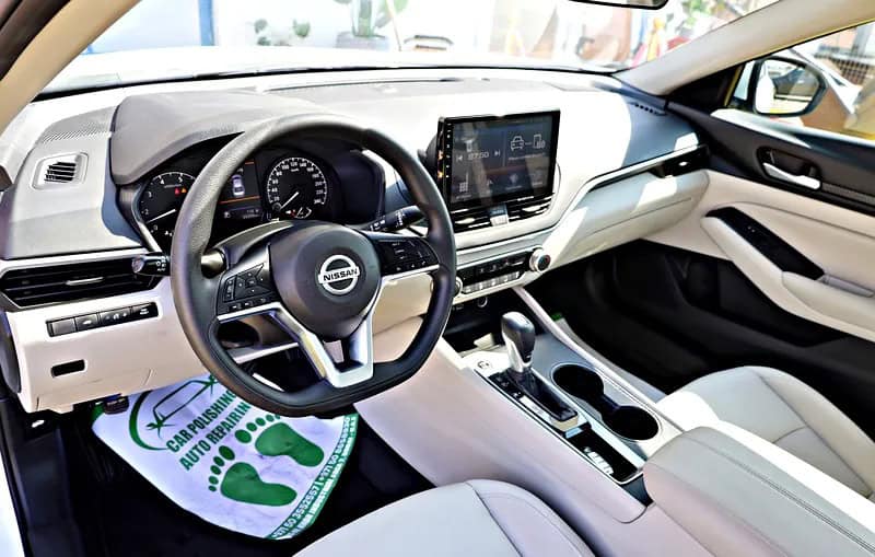 2022 Nissan Altima S 4 Cylinder Engine White Beige