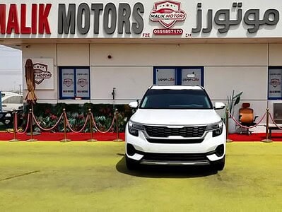 2023 Kia Seltos EX Full Option Neat and Clean Exterior White Black