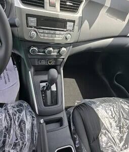 2024 Nissan Sentra 2.0L 4-cylinder petrol FWD White Black