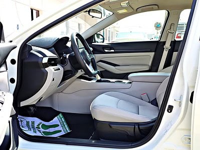 2022 Nissan Altima S 4 Cylinder Engine White Beige